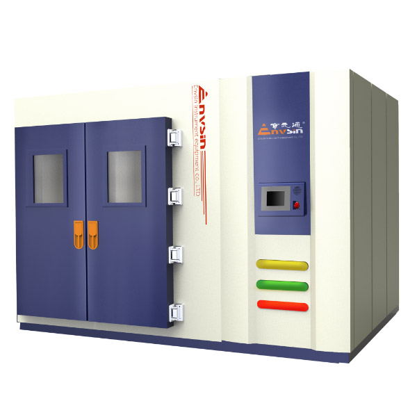 Walk-in wet heat cycle laboratory